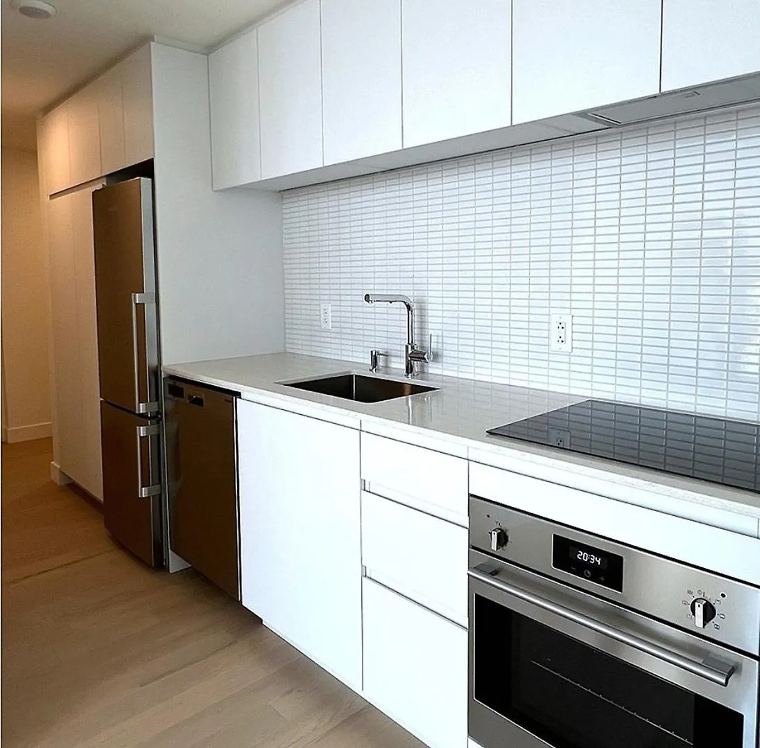 Sky Bridge Spectacular Apartment Montreal