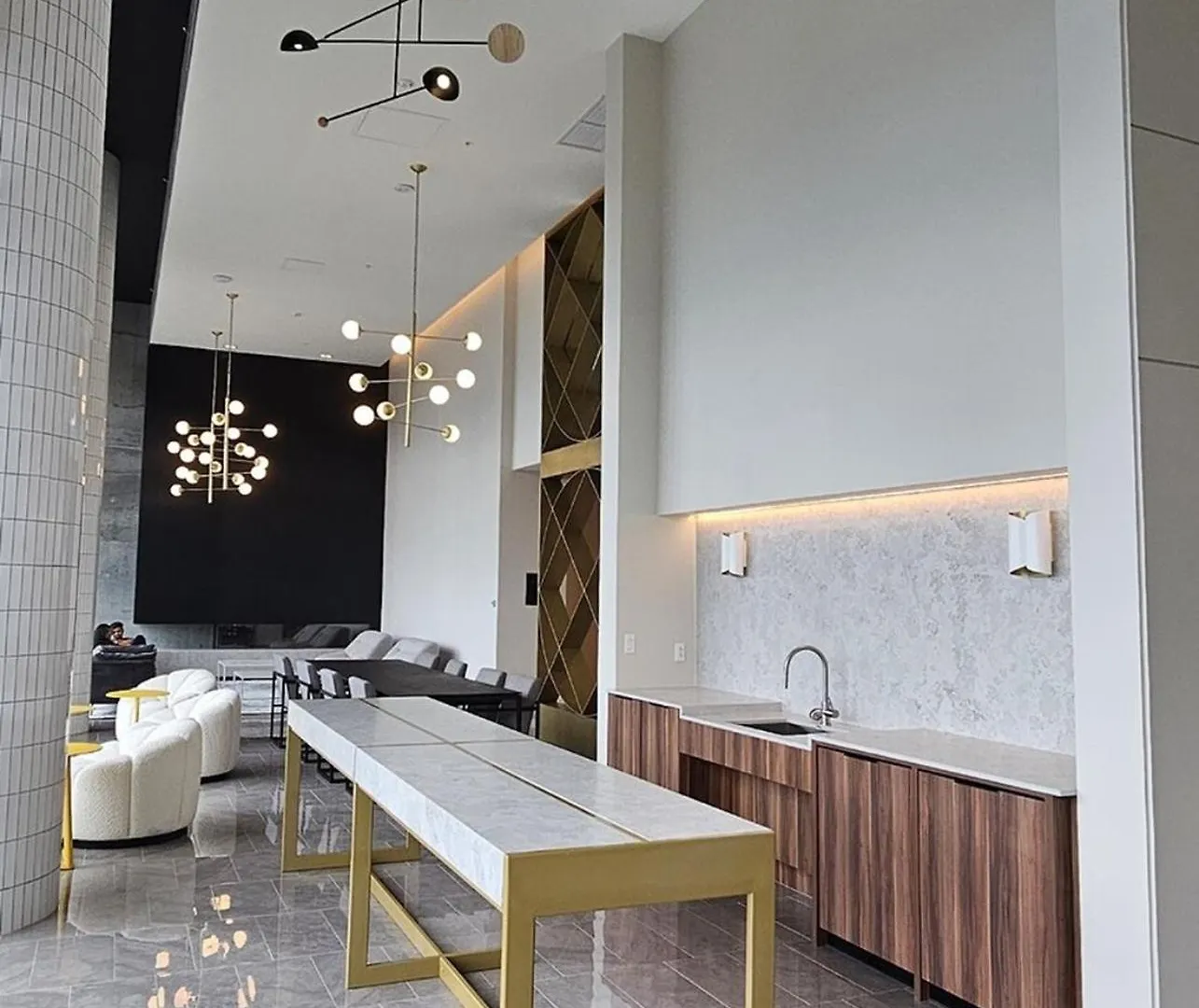 Sky Bridge Spectacular Apartment Montreal